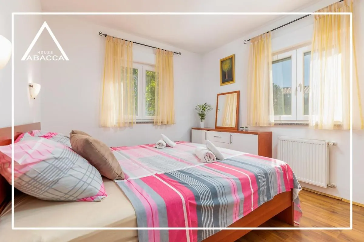 Holiday home Abacca House Fondole Croatia Villa Galizana