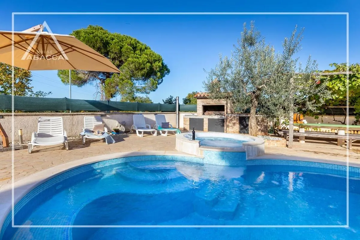 Holiday home Abacca House Fondole Croatia Villa Galizana