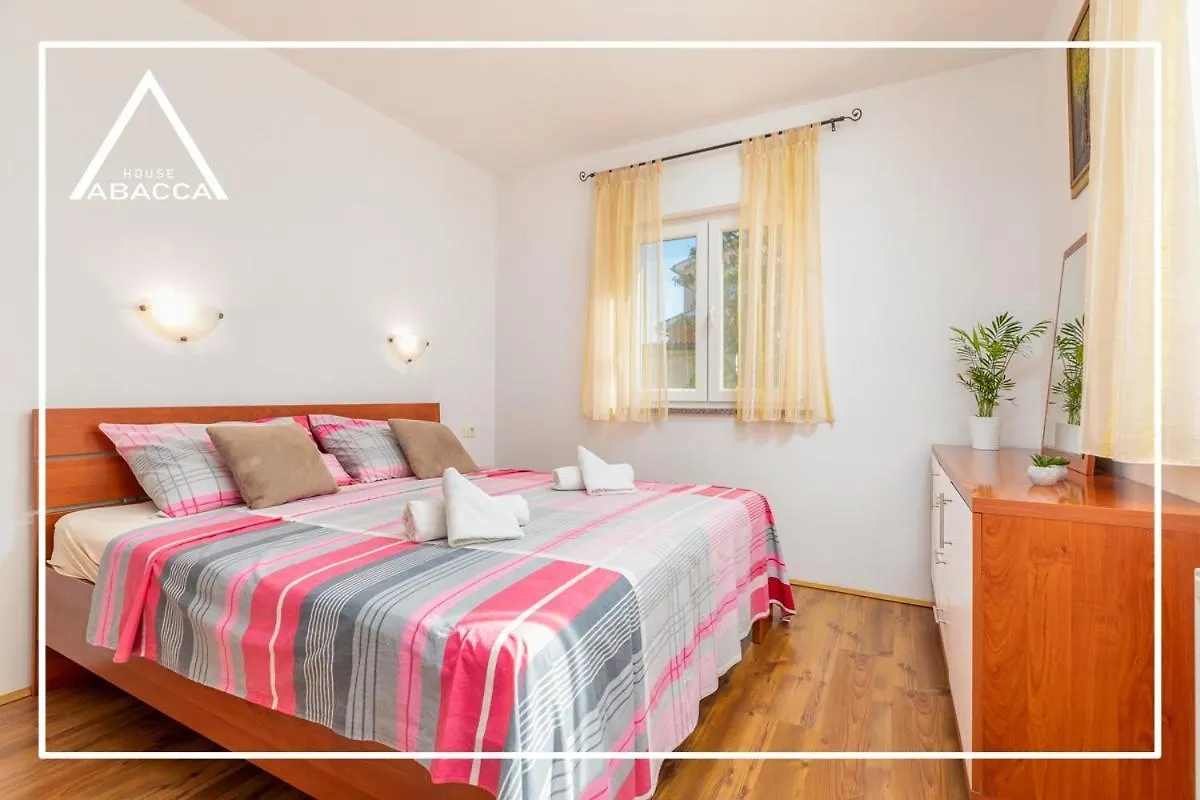 Holiday home Abacca House Fondole Croatia Villa Galizana Croatia