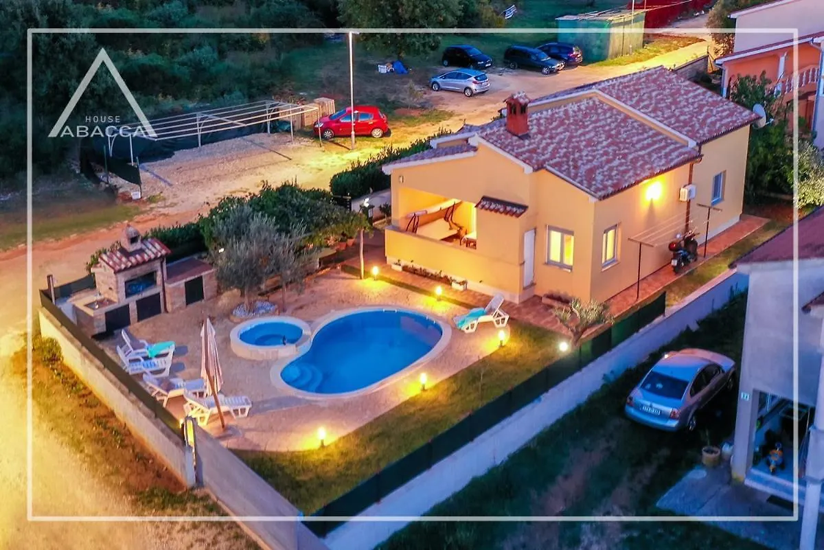 Holiday home Abacca House Fondole Croatia Villa Galizana